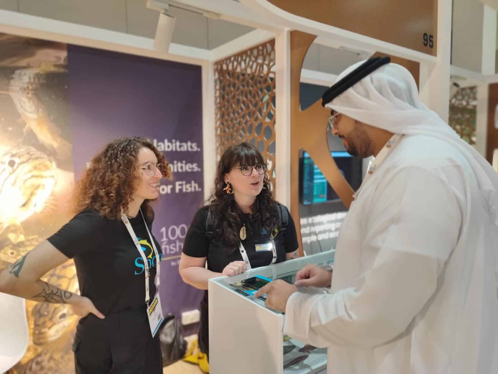 SHOAL’s Grace Brady and Georgie Bull at the SHOAL booth. © SHOAL